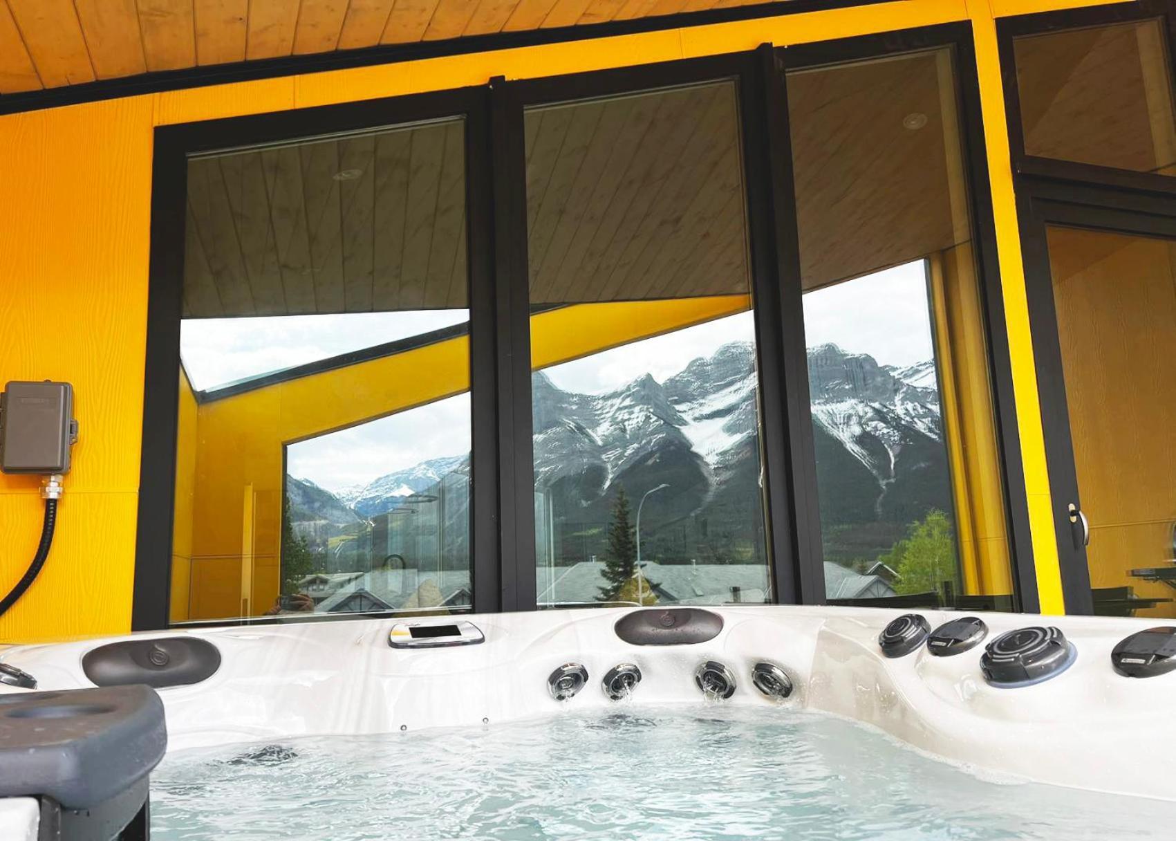 캔모어 Raven'S Peak 105 - Ultra Luxe Mountain Retreat 빌라 외부 사진